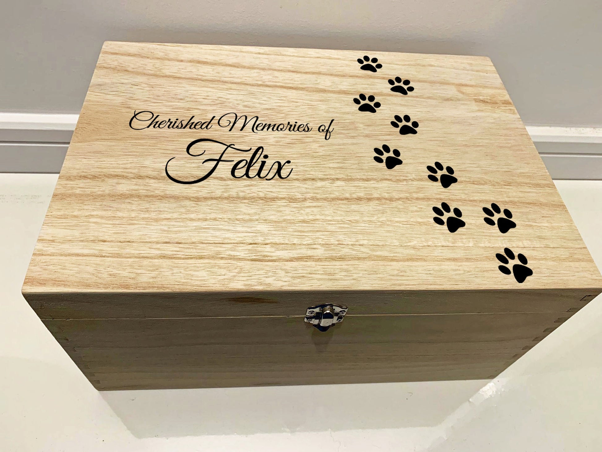 Resplendent Aurora | Personalised Pet Memory Box with Pawprints