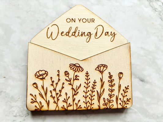 Personalised Engraved Wedding Envelope Gift Card Holder with Florals, Wedding Gift Voucher, Money Gift Voucher