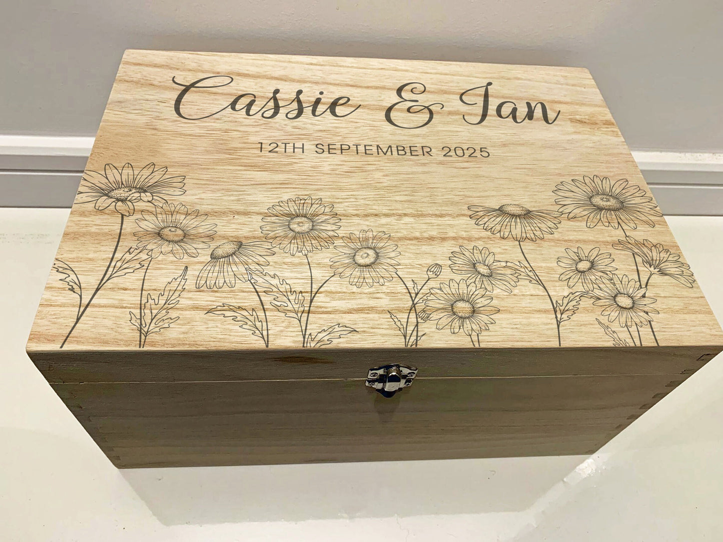 Resplendent Aurora | Personalised Wedding Keepsake Box with Daisy Florals