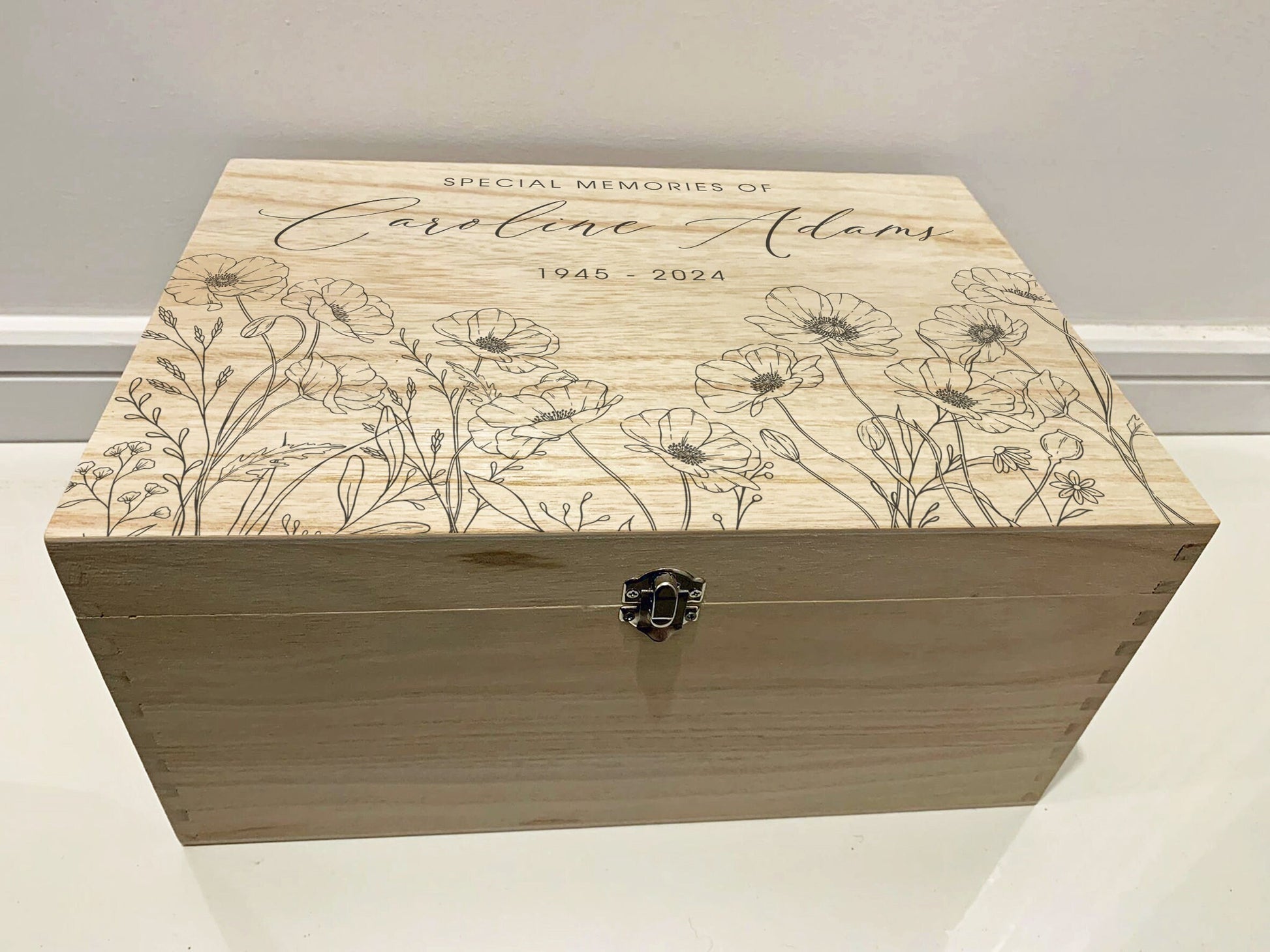 Resplendent Aurora | Personalised Bereavement Keepsake Box with Remembrance Poppy design