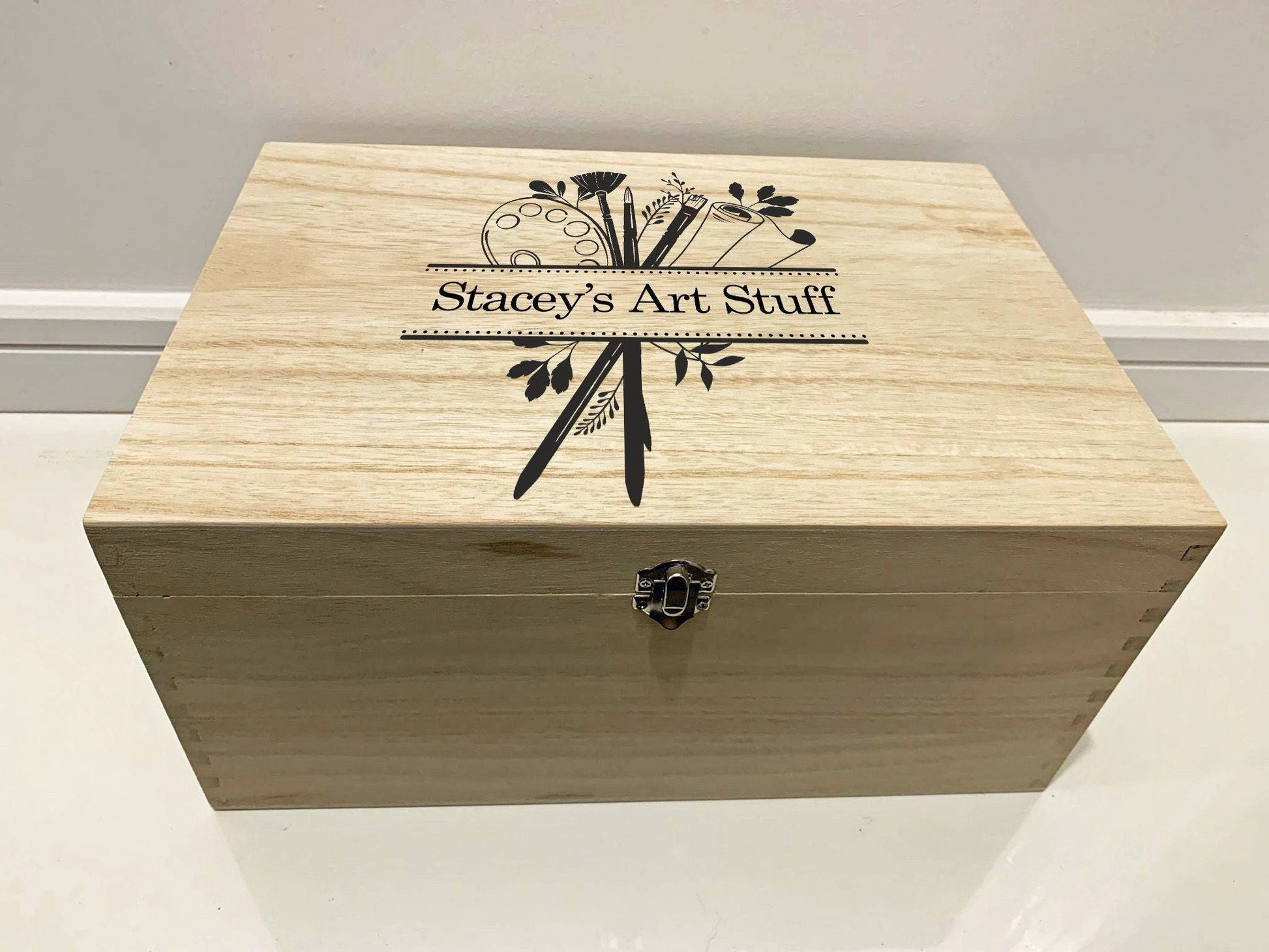 {product_vendor} | Personalised Art Box with Paintbrush and Palette design