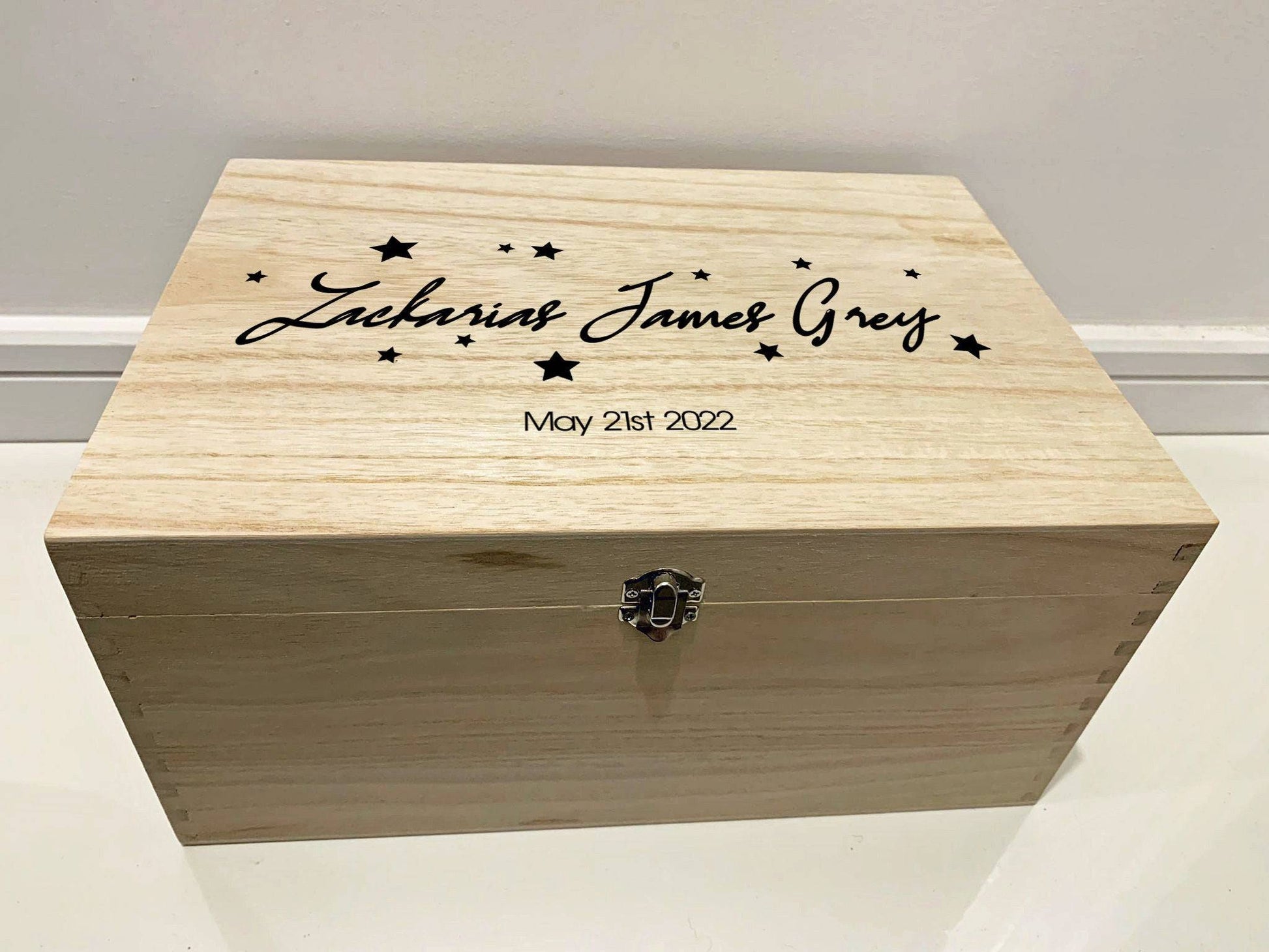 {product_vendor} | Personalised Baby Keepsake Box with Name and Stars