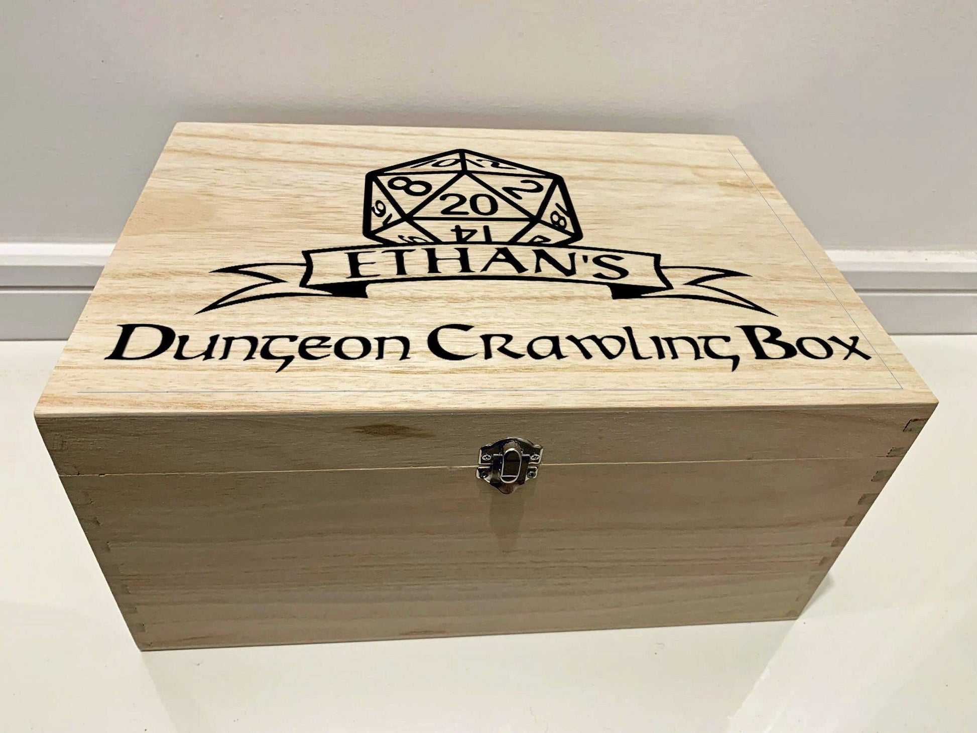 Resplendent Aurora | Personalised DnD Box with Critical Hit dice