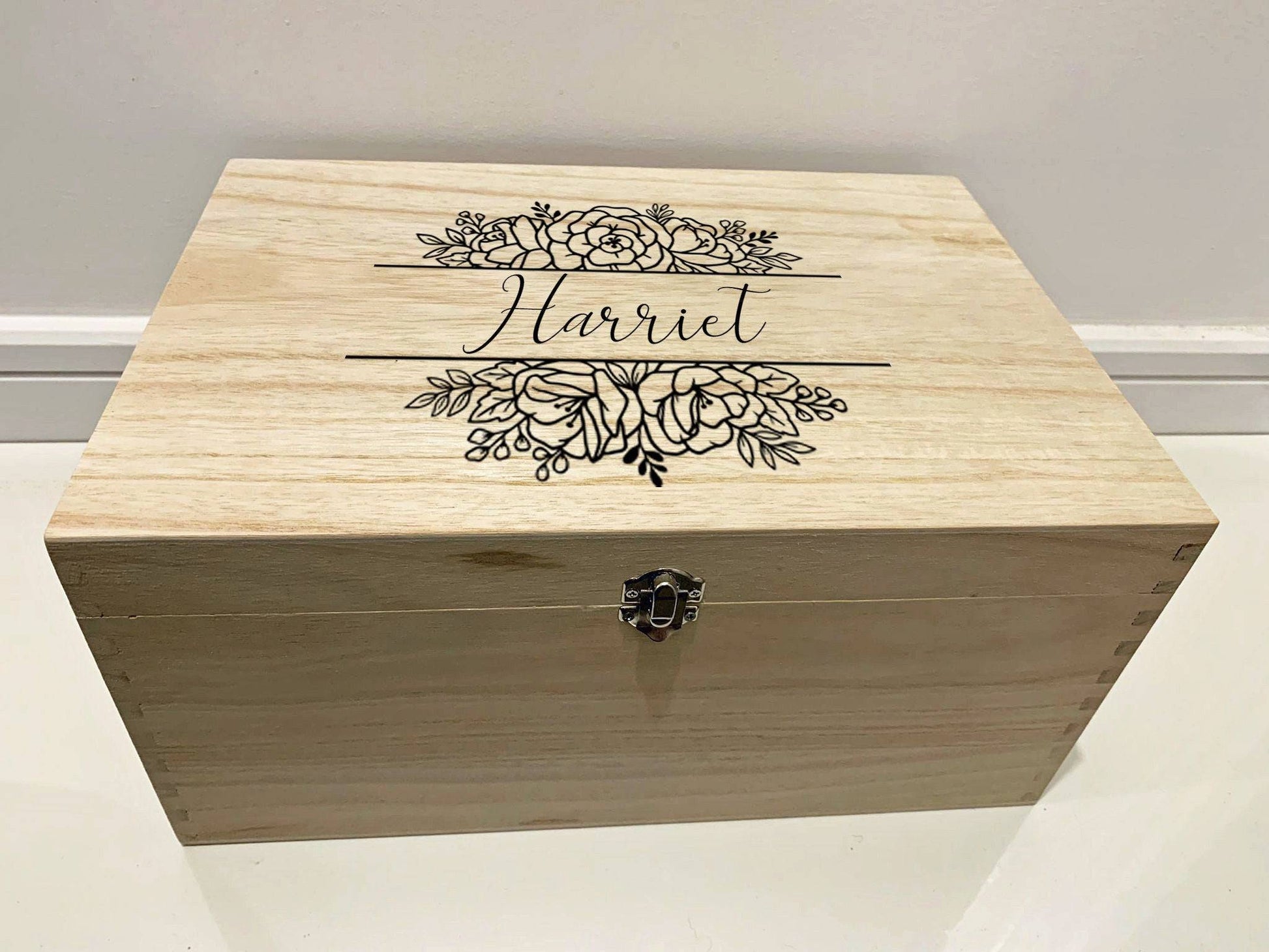 {product_vendor} | Personalised Keepsake Box with Roses