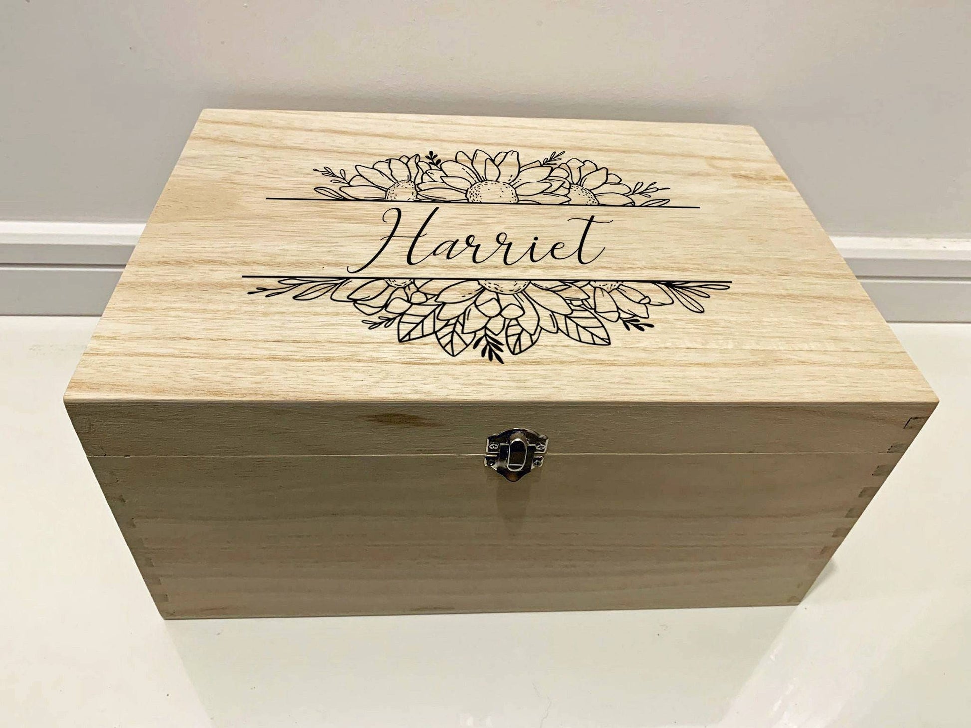 {product_vendor} | Personalised Keepsake Box with Sunflowers