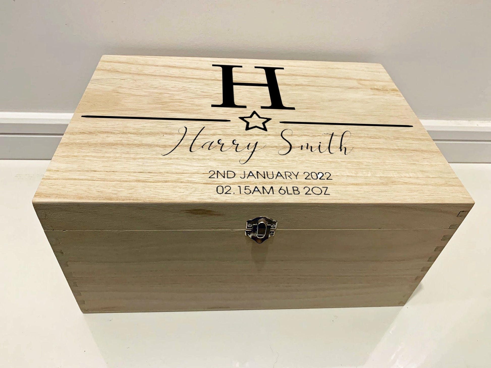 Large Personalised Engraved Wooden Baby Initial Keepsake Memory Box with Stars - Resplendent Aurora