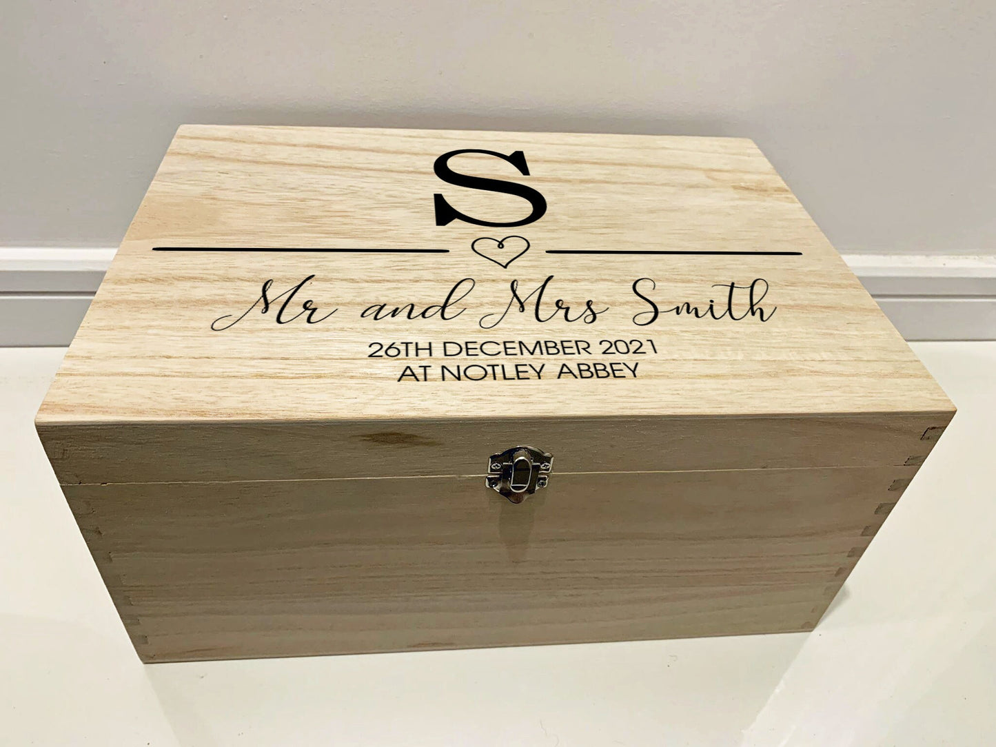 Large Personalised Engraved Wooden Wedding Initial Keepsake Memory Box with Heart - Resplendent Aurora