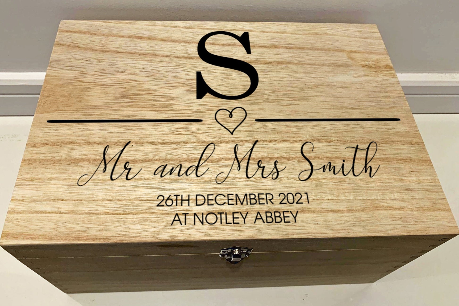 Large Personalised Engraved Wooden Wedding Initial Keepsake Memory Box with Heart - Resplendent Aurora