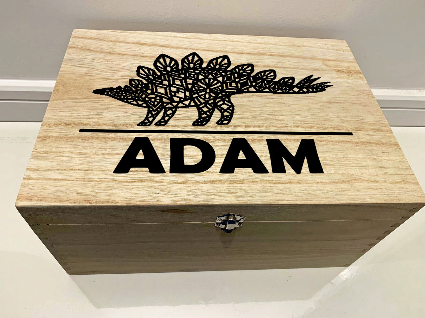 Large Personalised Engraved Wooden Dinosaur Keepsake Memory Box with T Rex, Stegosaurus or Triceratops - Resplendent Aurora