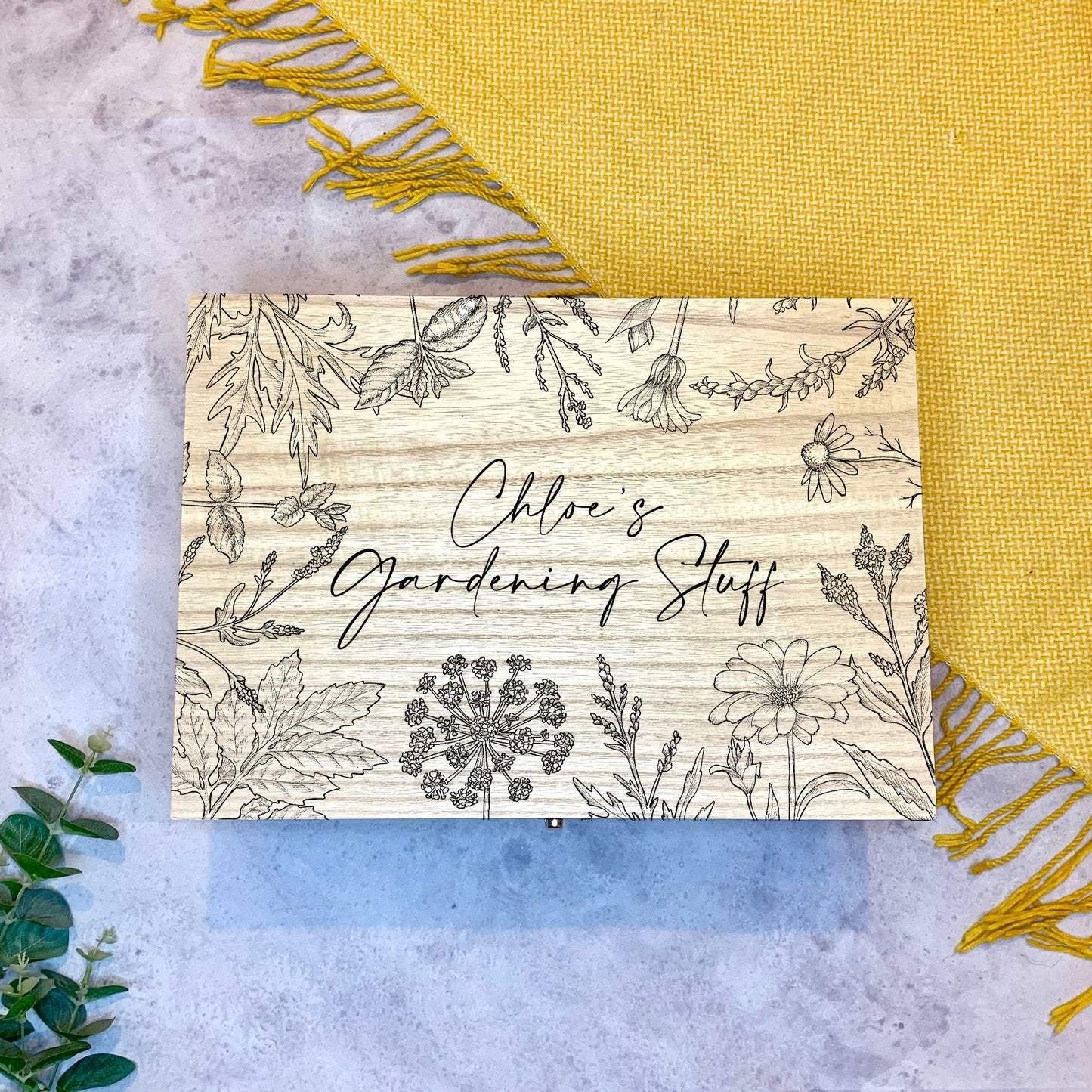 Resplendent Aurora | Personalised Gardening Box with Flowers and Herbs