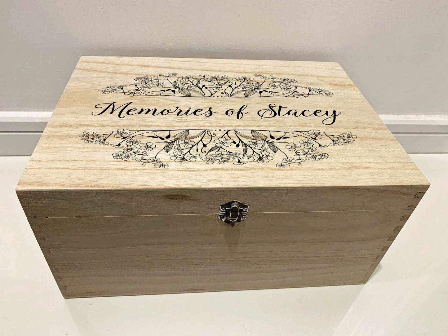 Large Personalised Engraved Wooden Loving Memories Bereavement Keepsake Box with Forget Me Not Flowers - Resplendent Aurora