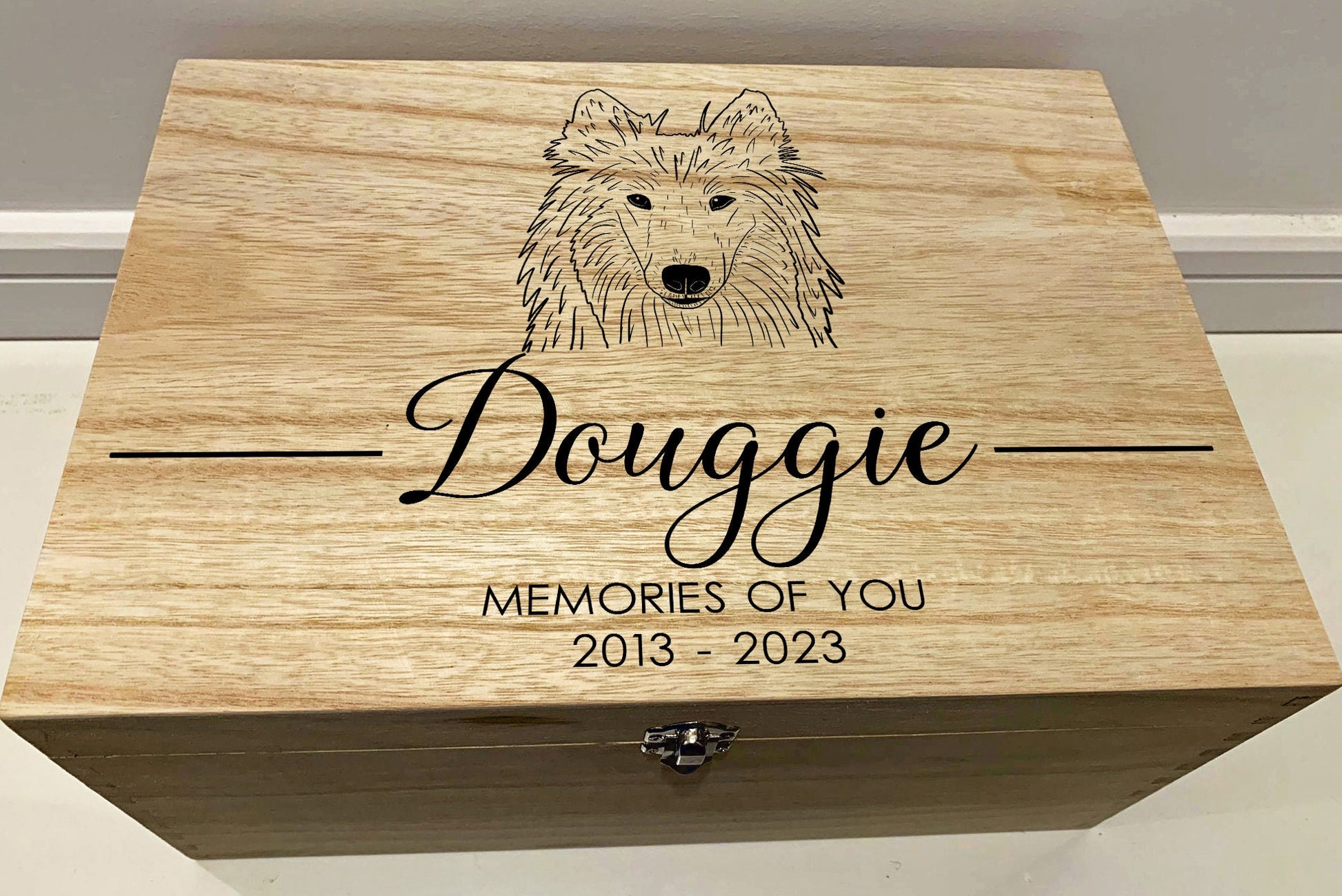 Resplendent Aurora | Personalised Pet Memory Box - Dog Breeds