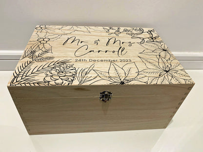 Large Personalised Engraved Wooden Christmas Wedding Keepsake Memory Box with Holly, Mistletoe, Pine Cones and Poinsettias - Resplendent Aurora