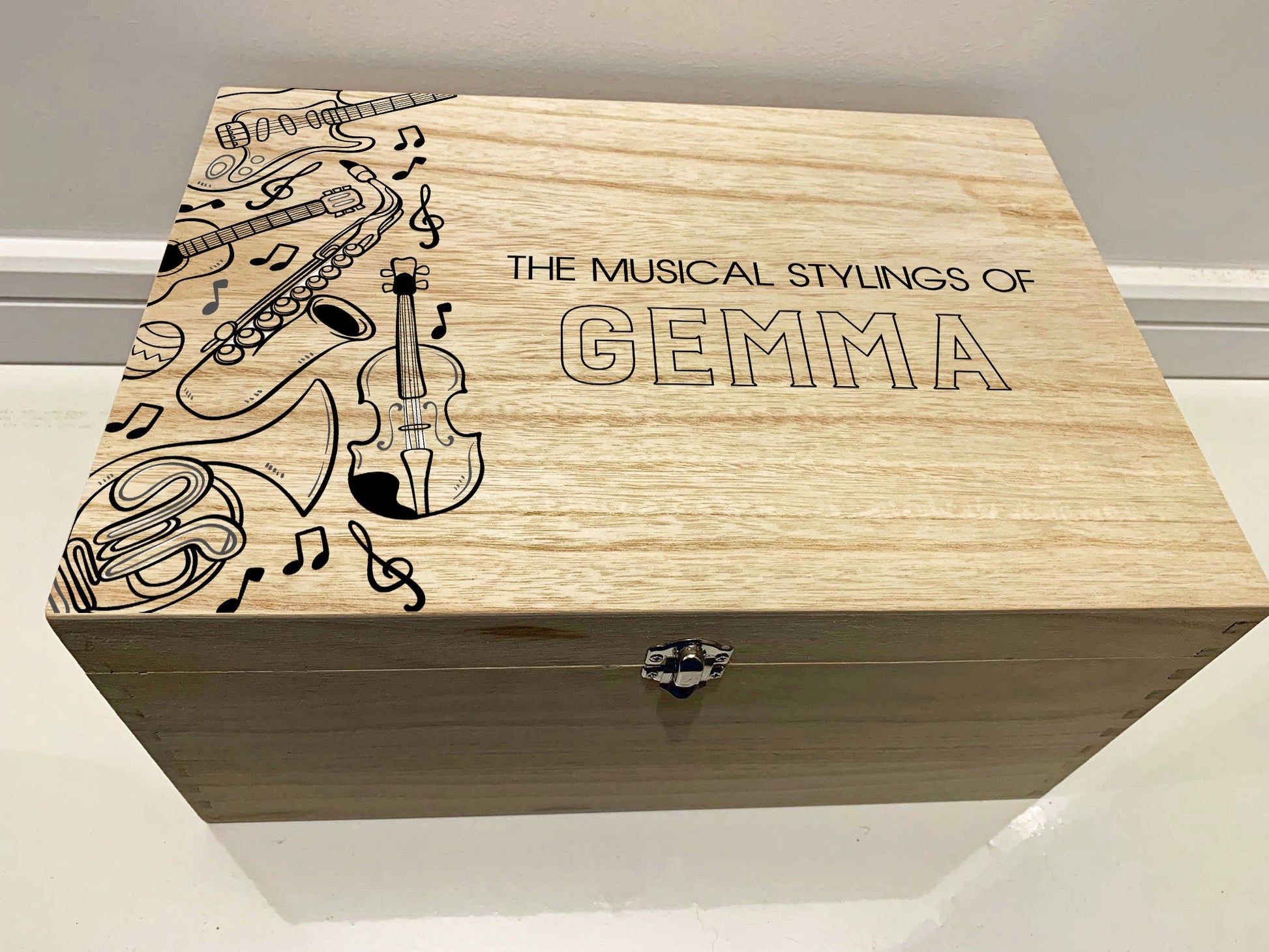 Resplendent Aurora | Personalised Keepsake Box with Musical Instruments