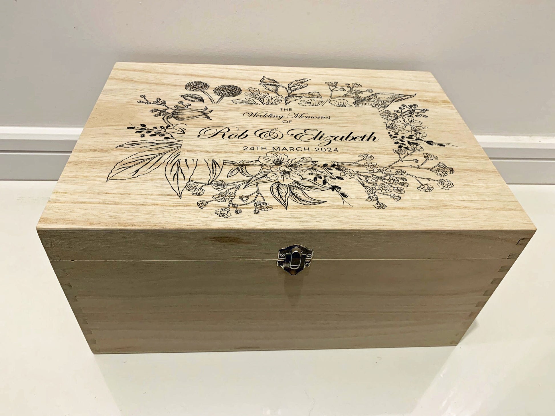 Resplendent Aurora | Personalised Wedding Keepsake Box - Botanical Flower Frame