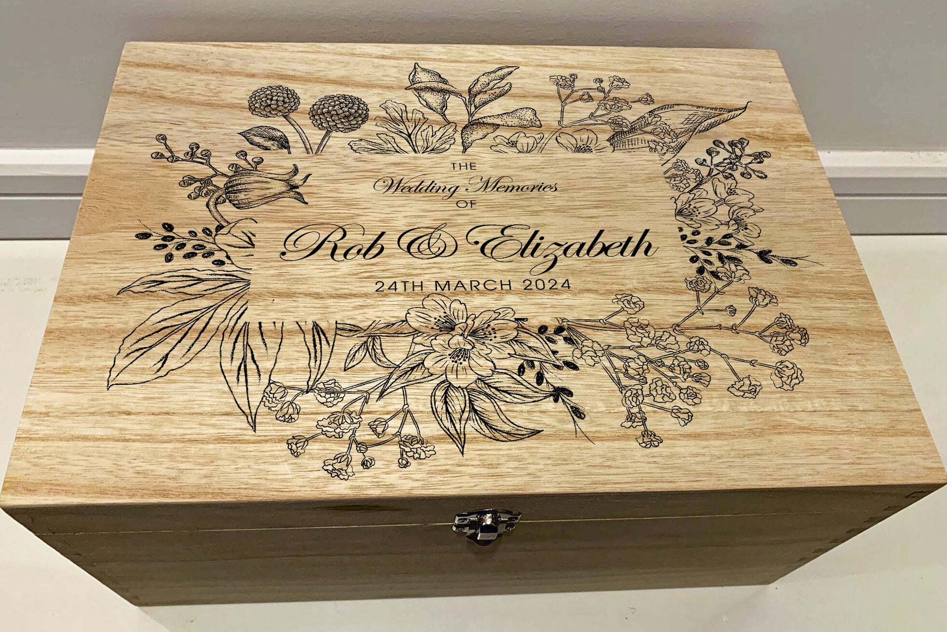 Resplendent Aurora | Personalised Wedding Keepsake Box - Botanical Flower Frame