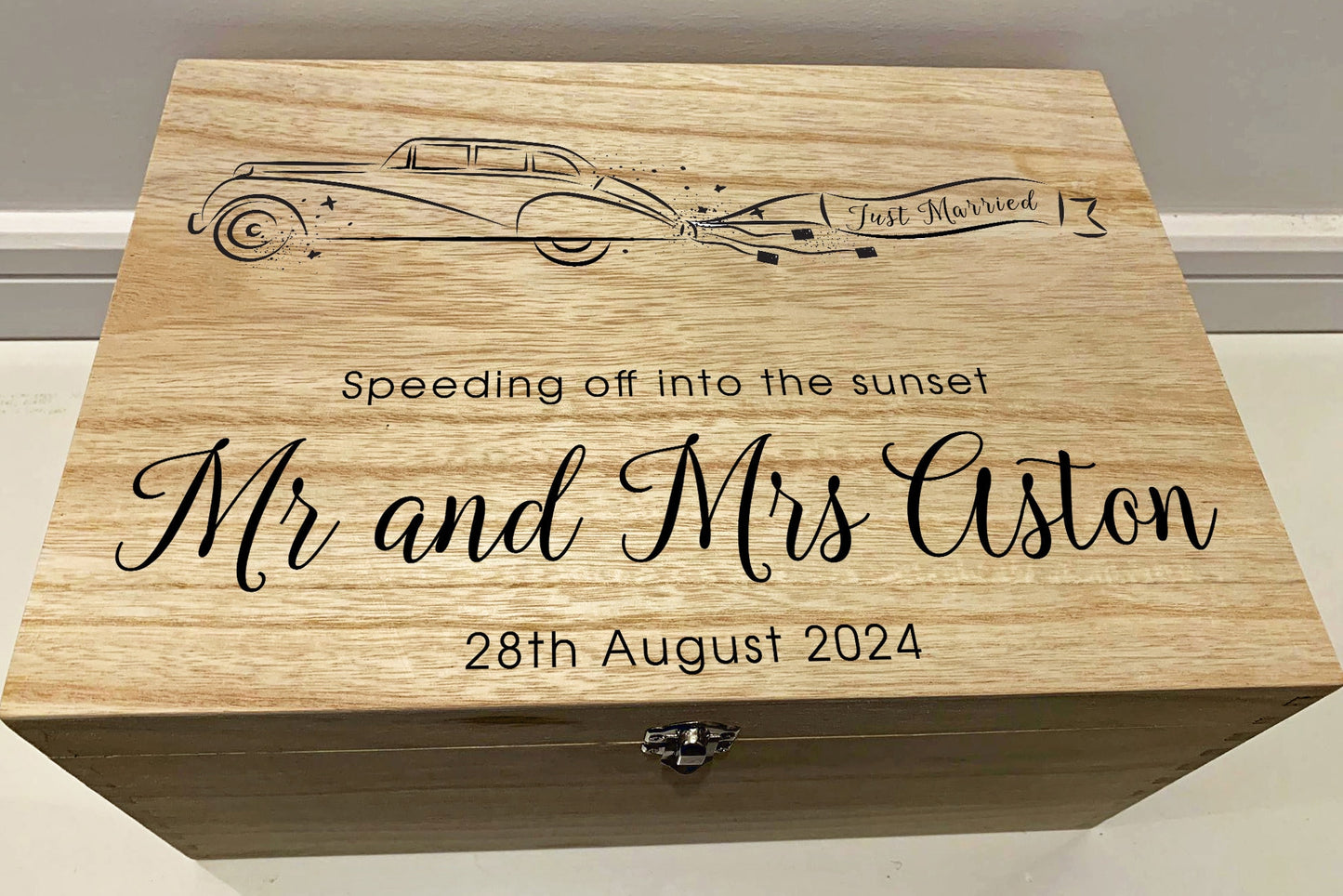 Resplendent Aurora | Personalised Wedding Keepsake Box with Wedding Car