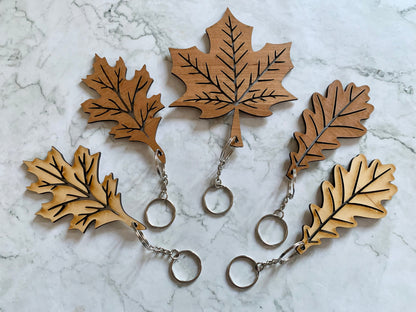 Resplendent Aurora | Wooden Leaf Keyring, Oak leaf keyring, Maple leaf keyring