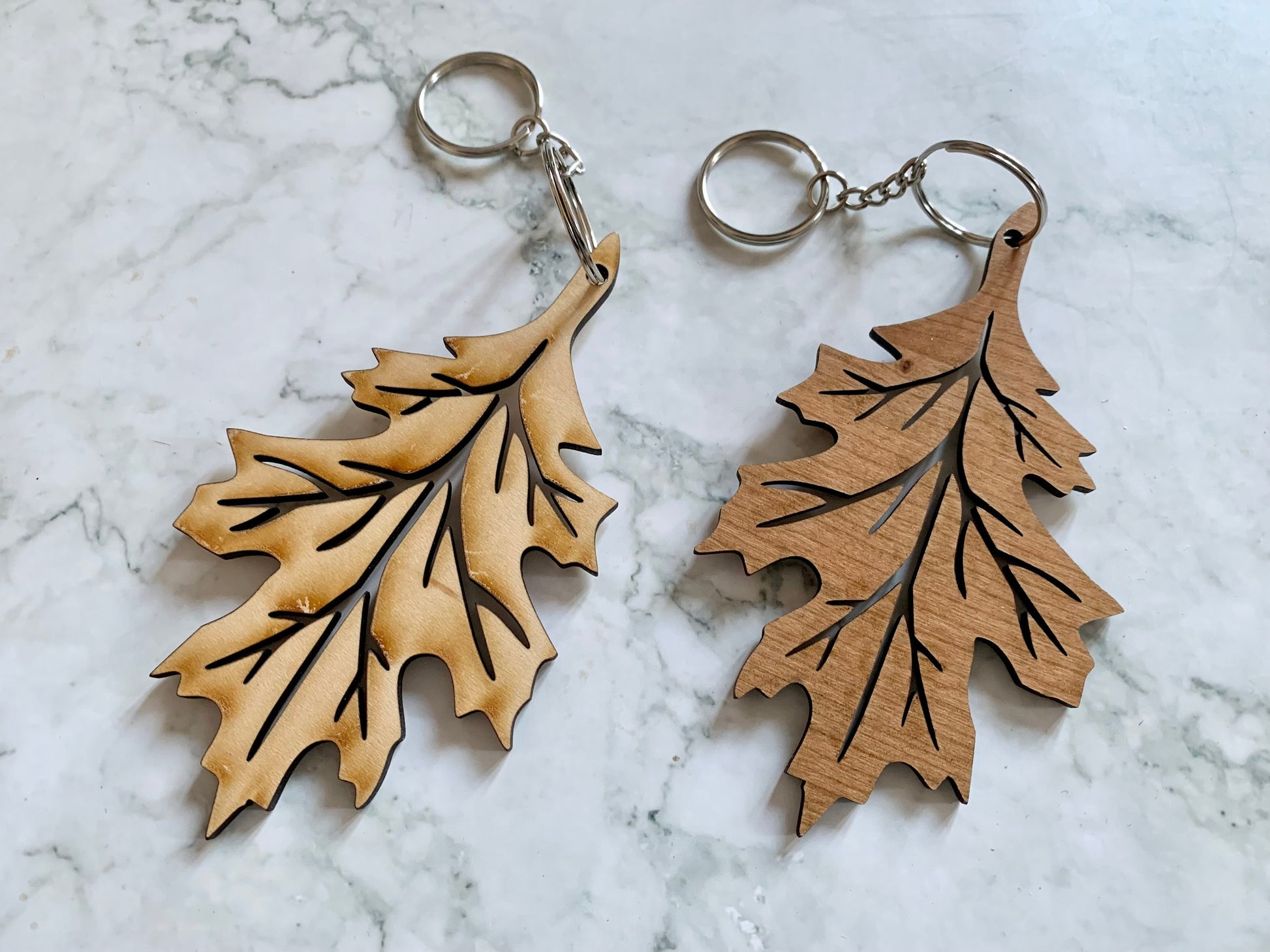 Resplendent Aurora | Wooden Leaf Keyring, Oak leaf keyring, Maple leaf keyring