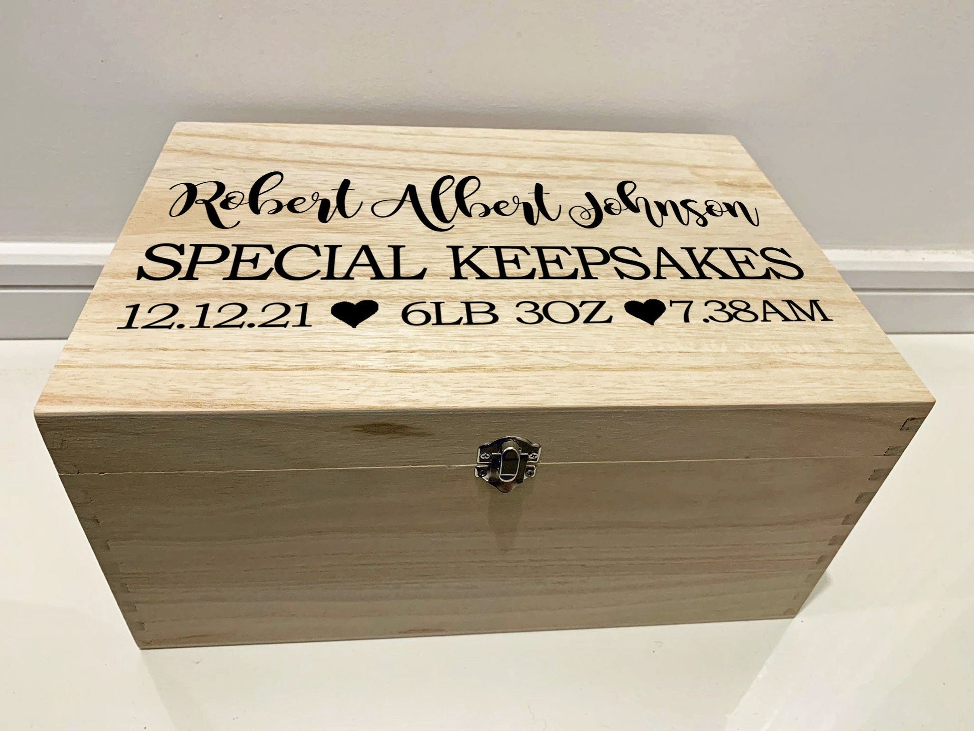 Resplendent Aurora | Personalised Baby Keepsake Box with Hearts