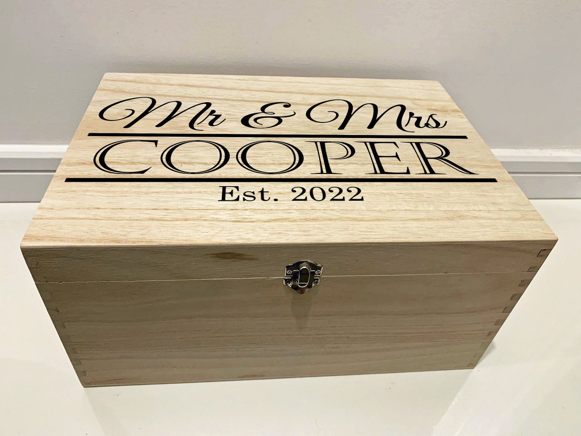 Large Personalised Engraved Wooden Mr and Mrs Keepsake Box - Resplendent Aurora