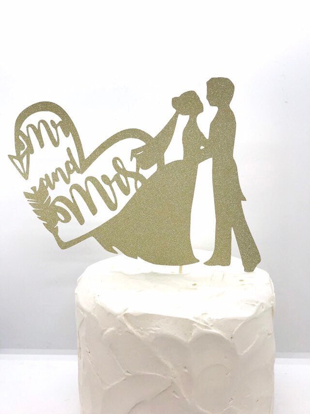 Resplendent Aurora | Mr & Mrs Bride and Groom Heart Arrow wedding cake topper