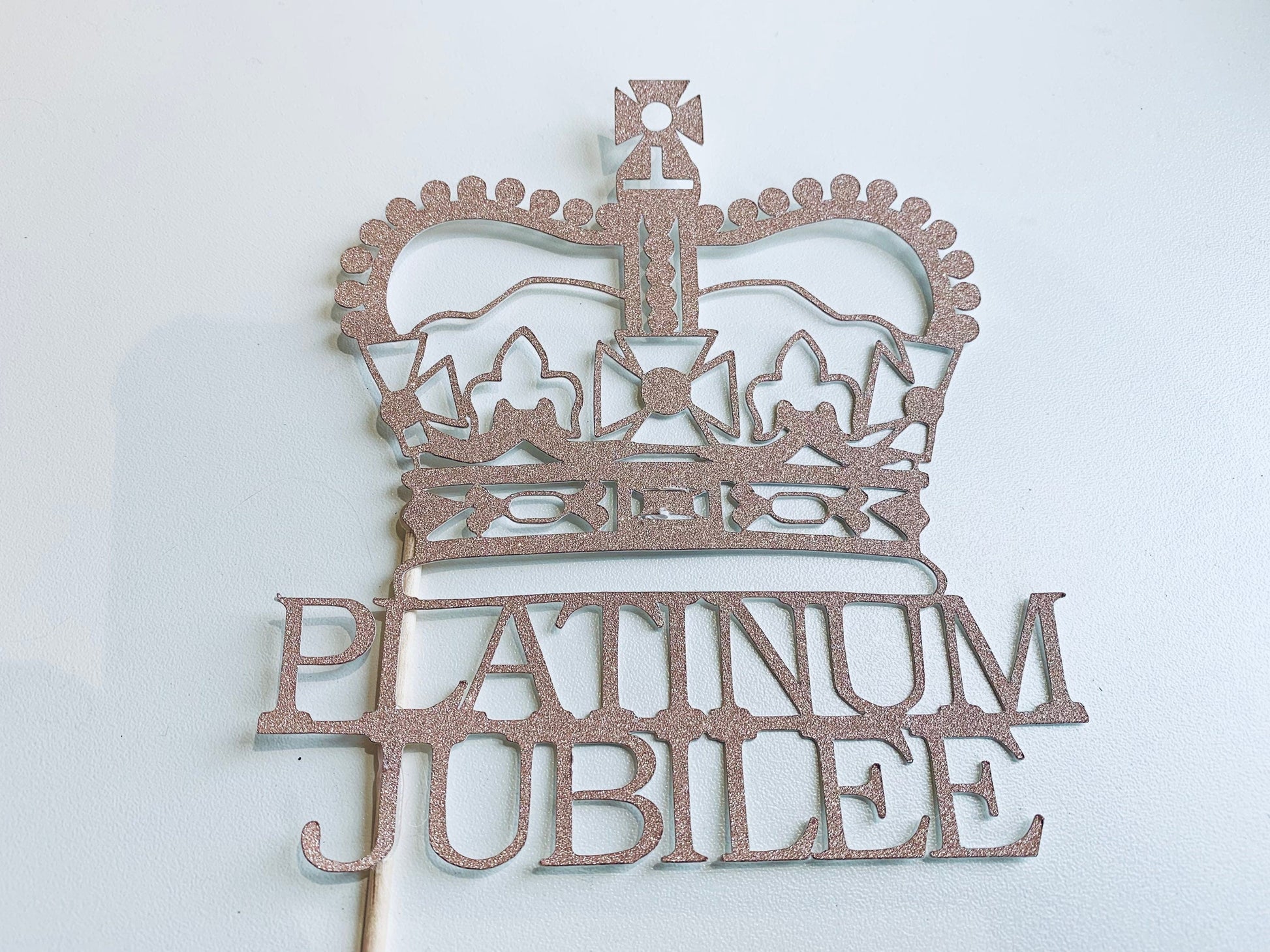 Resplendent Aurora | Platinum Jubilee 70th Anniversary Queen Crown tea party cake topper