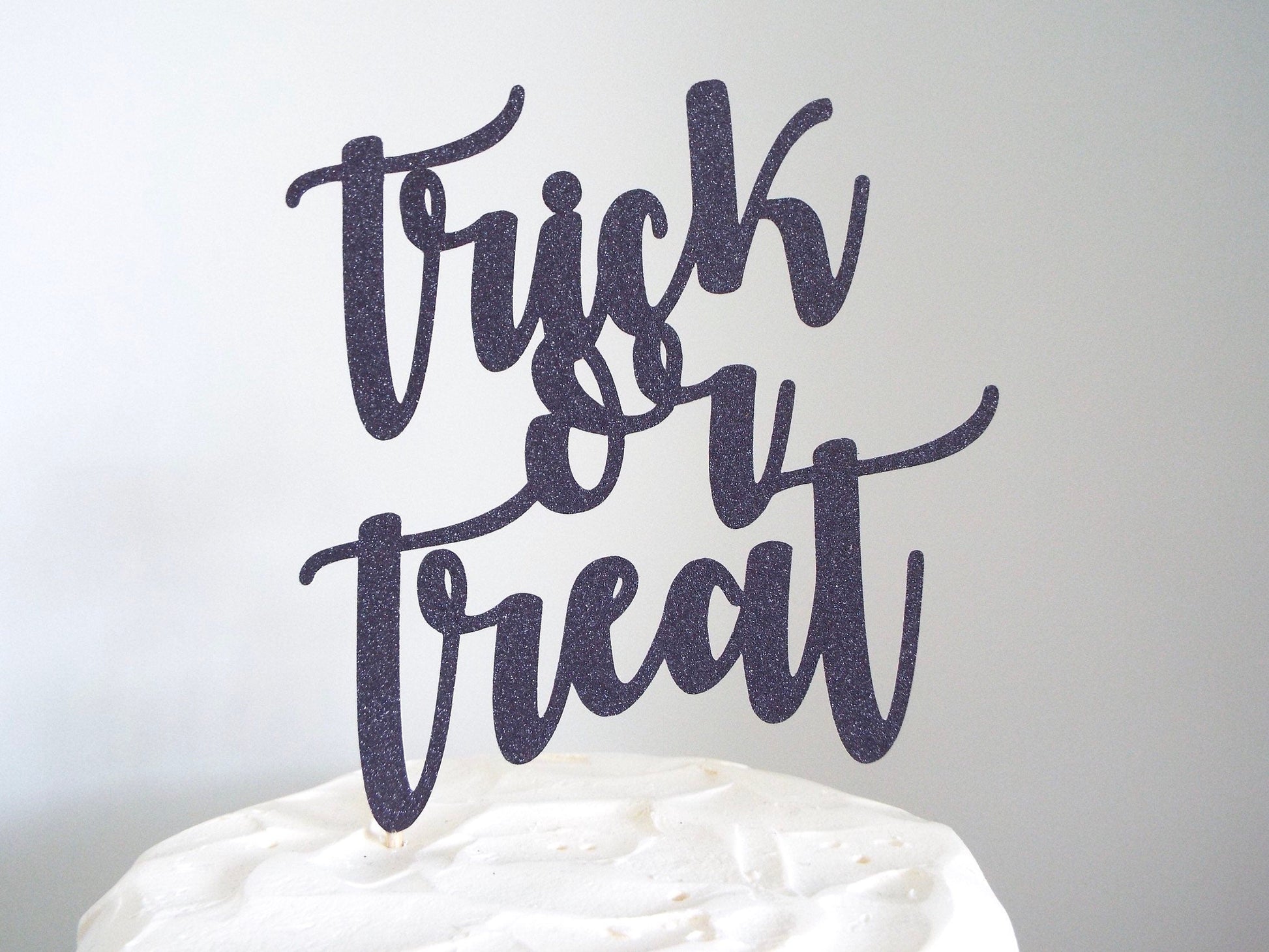 Resplendent Aurora | Trick or Treat Halloween cake topper